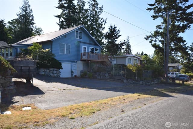 Property photo for 990 Madrona Way, Sequim
