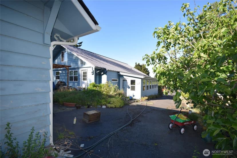 Property photo for 990 Madrona Way, Sequim photo 23