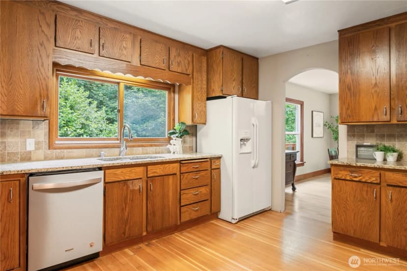 Property photo for 551 Fall Creek Road, Longview photo 11