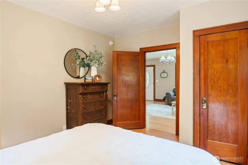 Property photo for 551 Fall Creek Road, Longview photo 16
