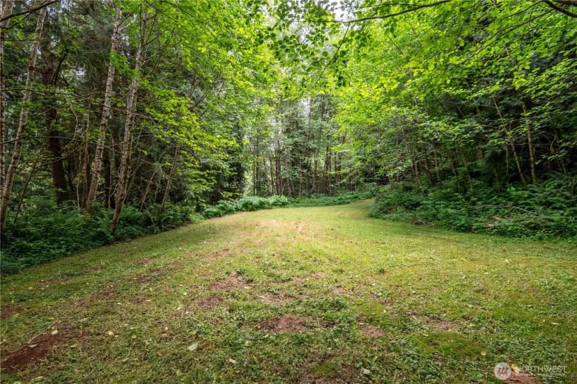 Property photo for 551 Fall Creek Road, Longview photo 34
