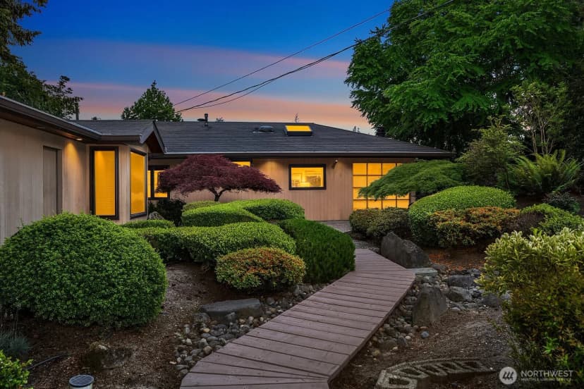 Property photo for 1702 99th Avenue Ne, Bellevue photo 6