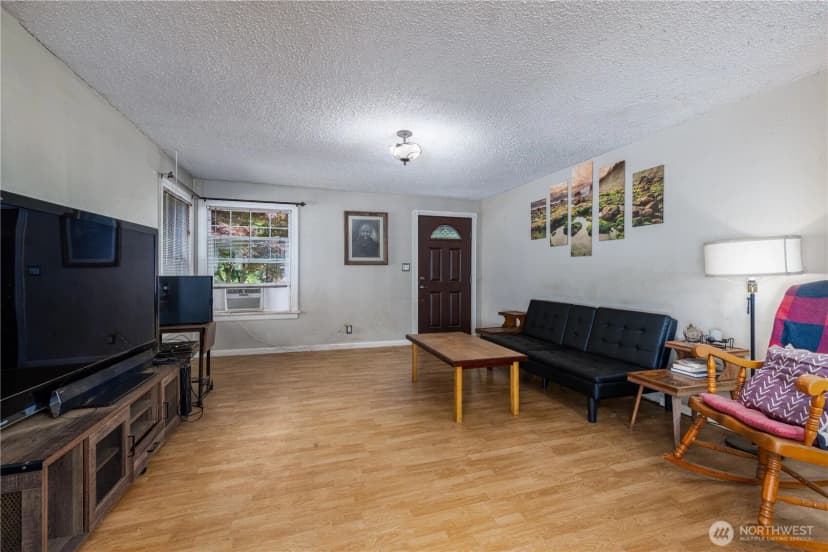 Property photo for 1225 Bayview Avenue, Shelton photo 9