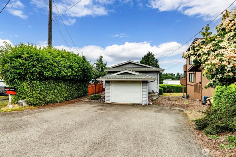 Property photo for 1807 E 3rd Street, Port Angeles photo 38