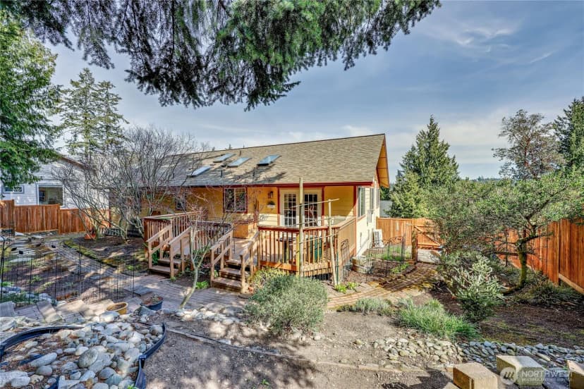 Property photo for 4243 Holcomb Street, Port Townsend photo 11