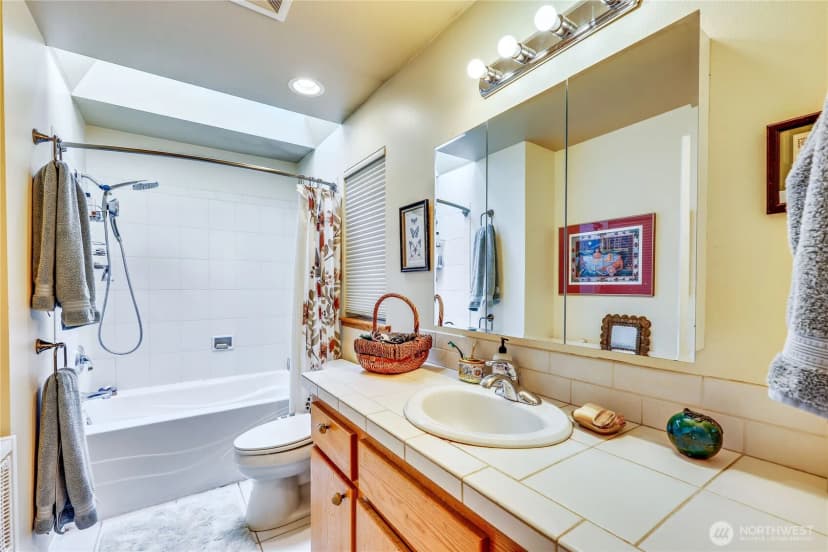 Property photo for 4243 Holcomb Street, Port Townsend photo 14