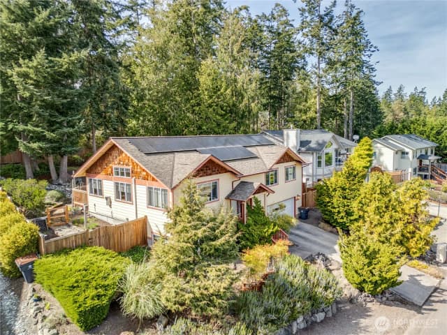 Property photo for 4243 Holcomb Street, Port Townsend photo 2