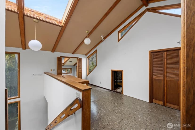 Property photo for 6571 West Shore Drive, Anacortes photo 27