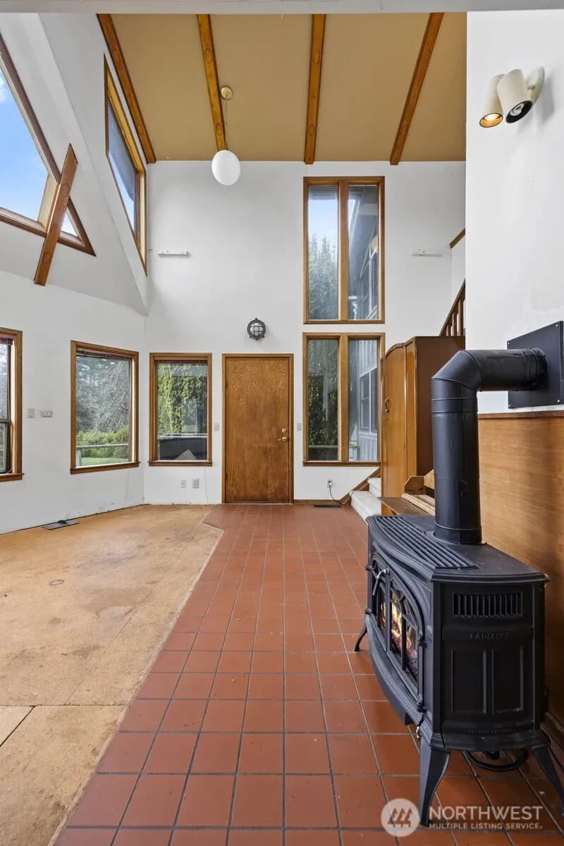Property photo for 6571 West Shore Drive, Anacortes photo 22