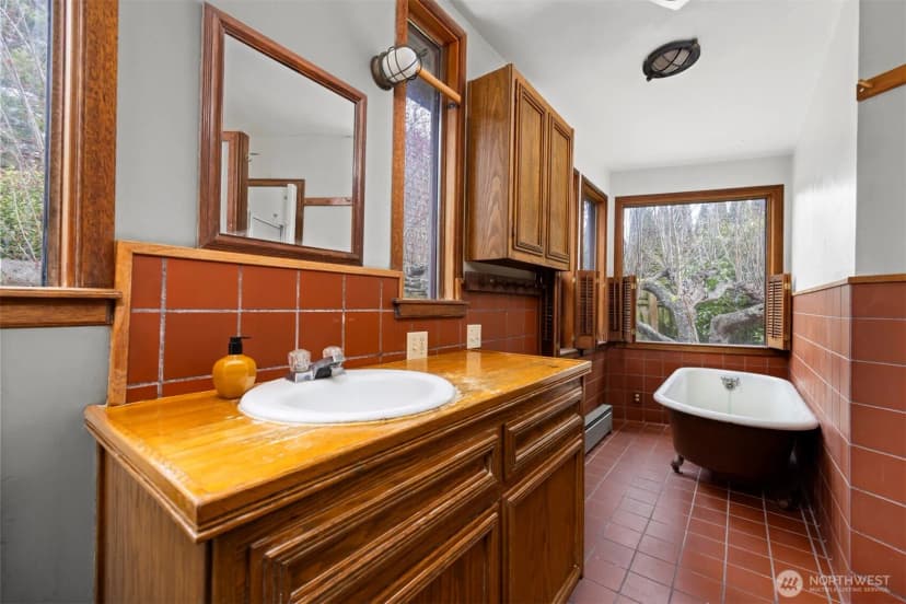Property photo for 6571 West Shore Drive, Anacortes photo 20