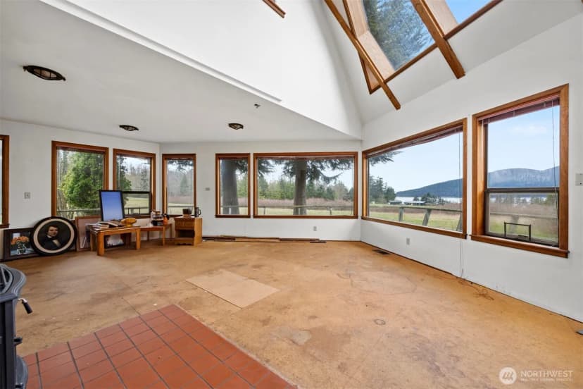 Property photo for 6571 West Shore Drive, Anacortes photo 24