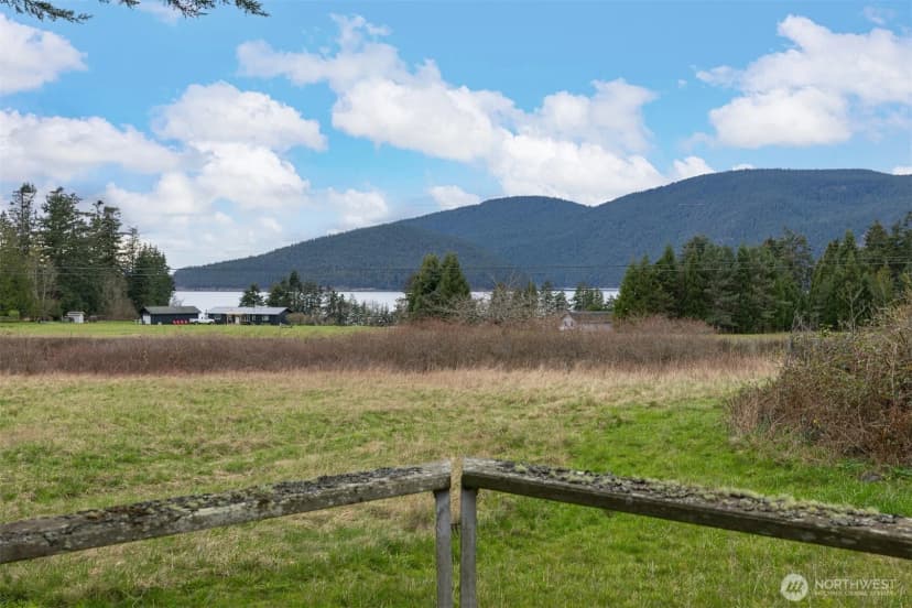 Property photo for 6571 West Shore Drive, Anacortes photo 34