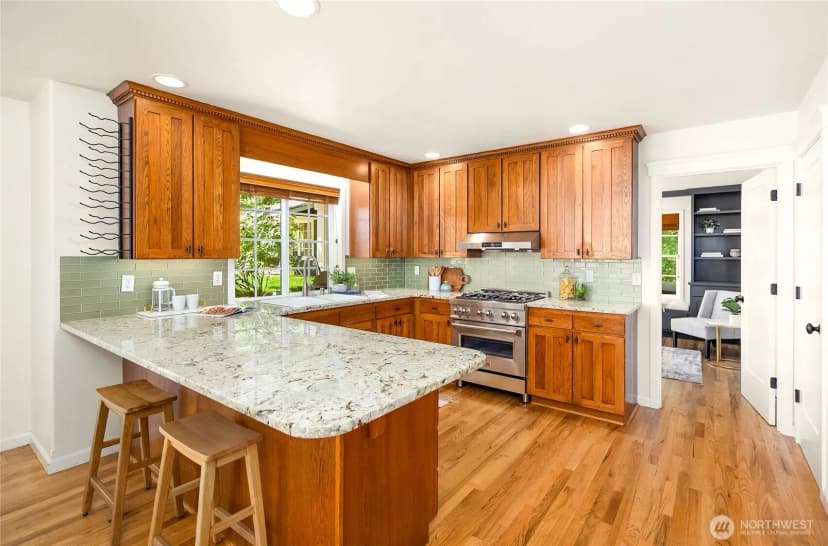 Property photo for 7703 Fletcher Bay Road Ne, Bainbridge Island photo 15