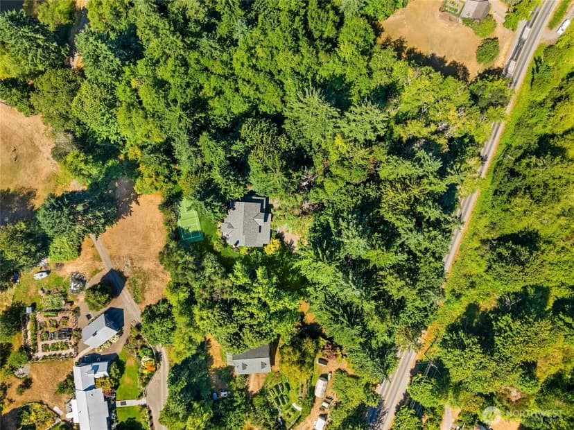 Property photo for 7703 Fletcher Bay Road Ne, Bainbridge Island photo 35