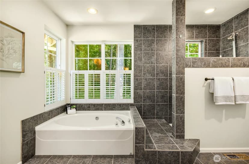 Property photo for 7703 Fletcher Bay Road Ne, Bainbridge Island photo 23