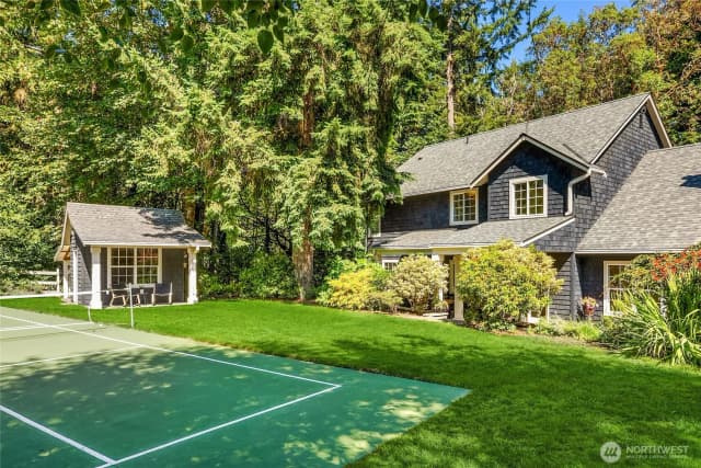 Property photo for 7703 Fletcher Bay Road Ne, Bainbridge Island