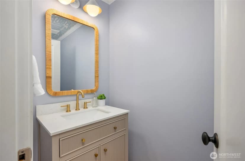 Property photo for 7703 Fletcher Bay Road Ne, Bainbridge Island photo 19