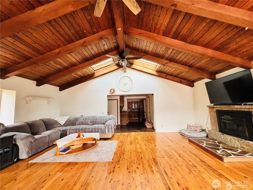 Property photo for 1311 Sw Lake Roesiger Road, Snohomish photo 6