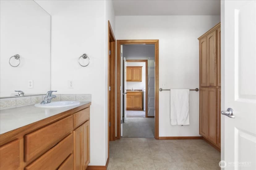 Property photo for 1341 Sw Xavier Drive, Oak Harbor photo 19