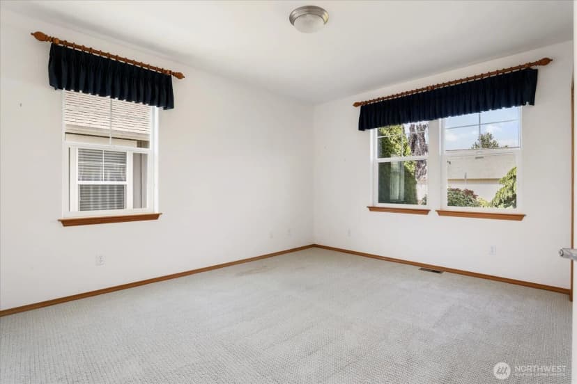 Property photo for 1341 Sw Xavier Drive, Oak Harbor photo 28