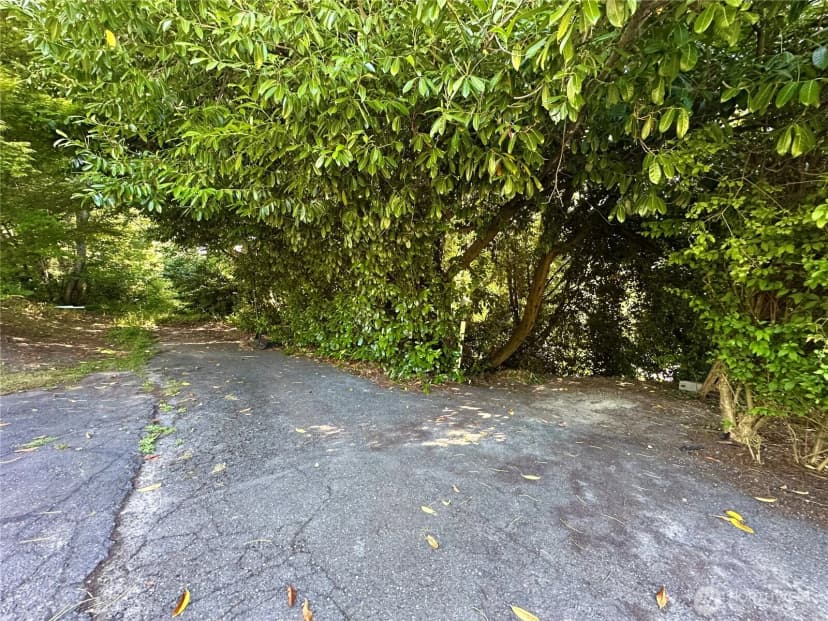 Property photo for 9809 Shepler Road Ne, Bremerton photo 28