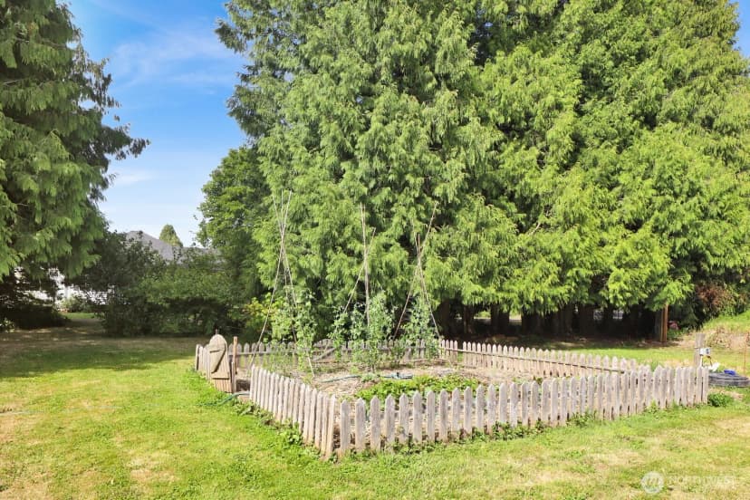 Property photo for 8597 Harborview Road, Blaine photo 33