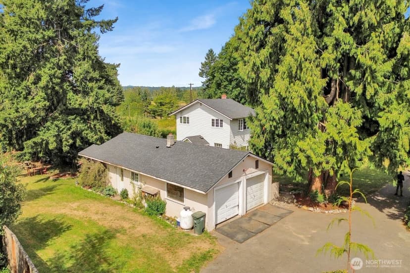 Property photo for 8597 Harborview Road, Blaine photo 6
