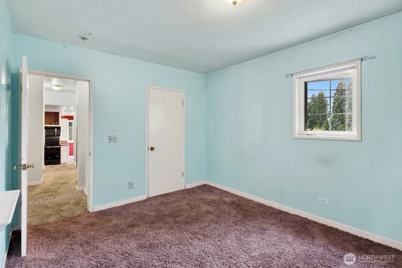 Property photo for 8597 Harborview Road, Blaine photo 15