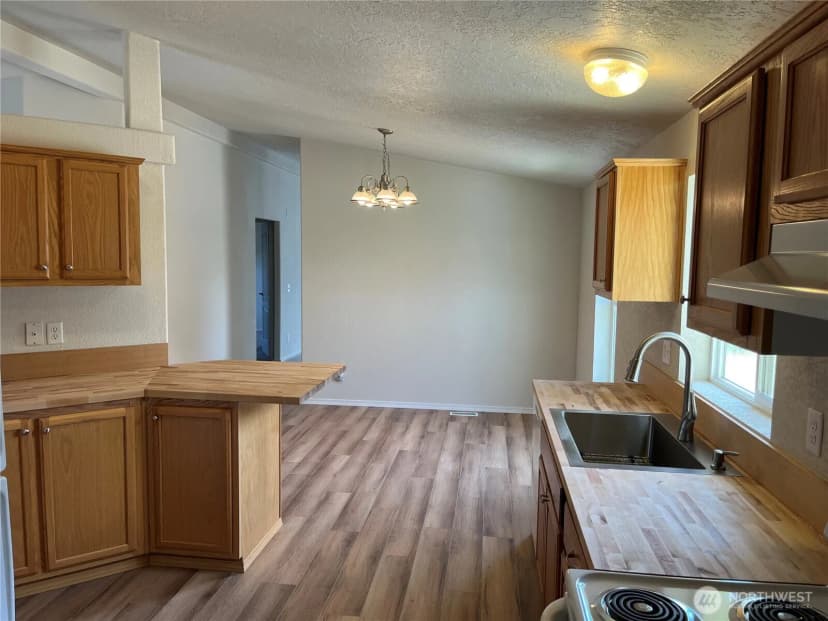 Property photo for 812 Rainier Drive, Kittitas photo 11