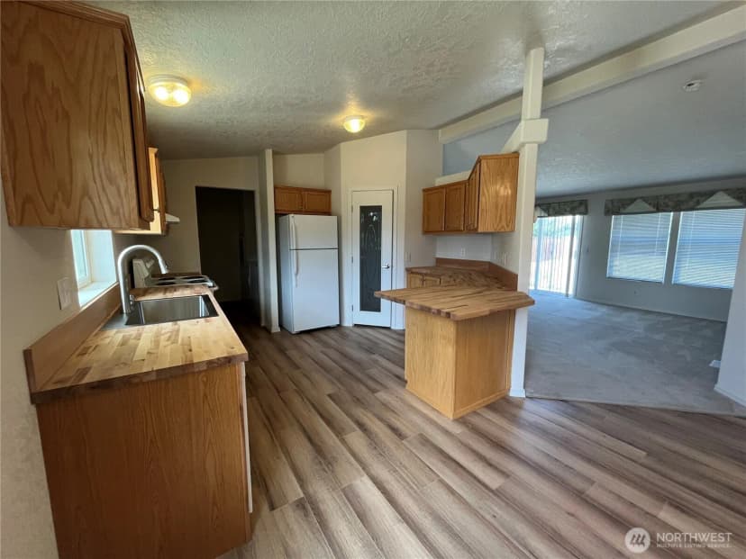 Property photo for 812 Rainier Drive, Kittitas photo 6