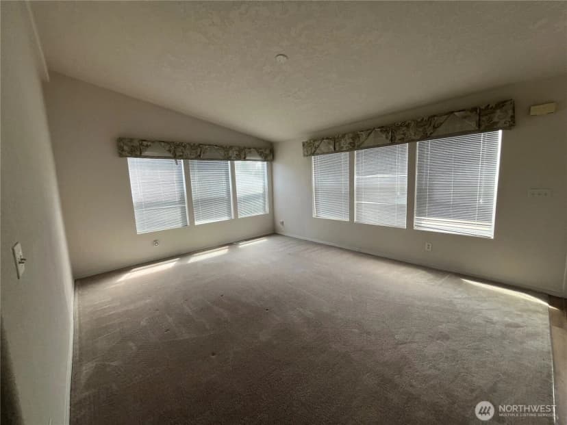 Property photo for 812 Rainier Drive, Kittitas photo 5