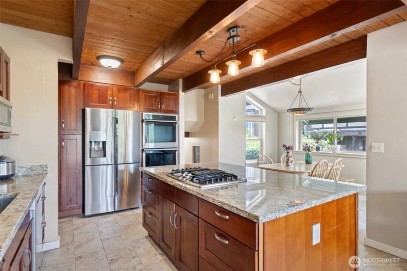 Property photo for 8116 Kaster Drive Ne, Bremerton photo 11