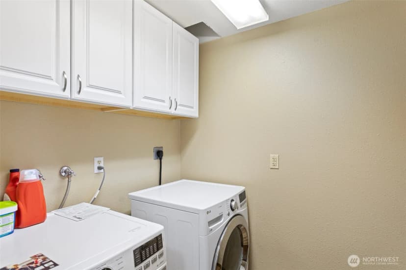 Property photo for 8116 Kaster Drive Ne, Bremerton photo 14