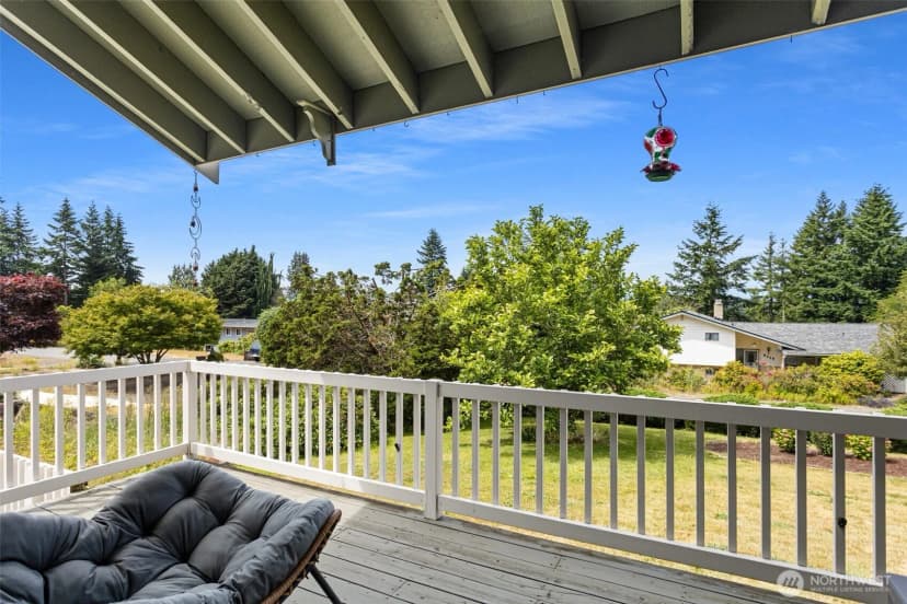 Property photo for 8116 Kaster Drive Ne, Bremerton photo 13