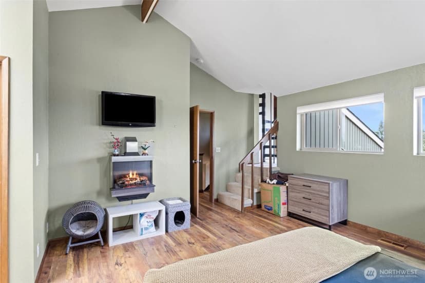 Property photo for 8116 Kaster Drive Ne, Bremerton photo 20