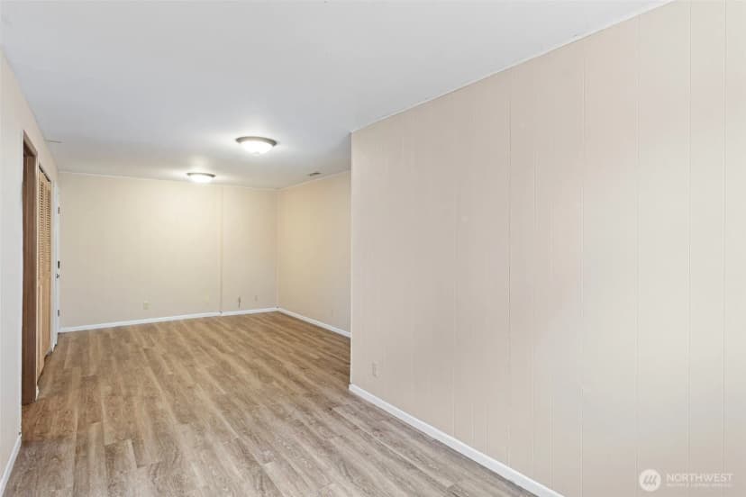 Property photo for 8116 Kaster Drive Ne, Bremerton photo 15