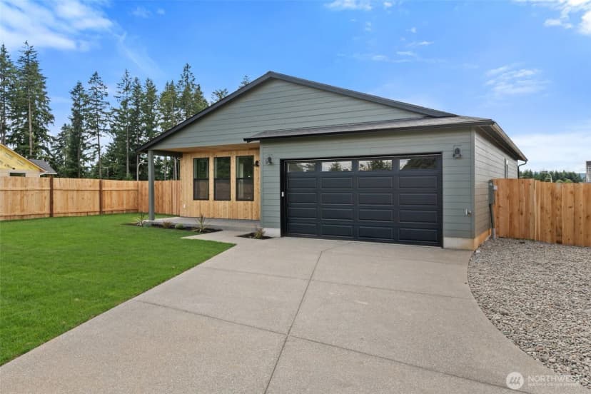 Property photo for 251 Kakela Road, Winlock photo 2