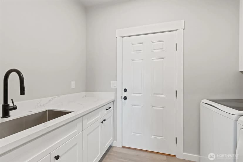 Property photo for 251 Kakela Road, Winlock photo 16