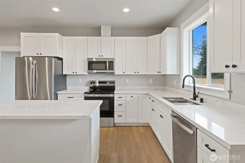 Property photo for 251 Kakela Road, Winlock photo 5