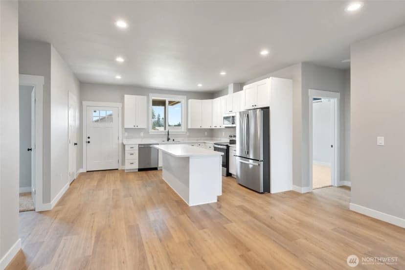 Property photo for 253 Kakela Road, Winlock photo 4