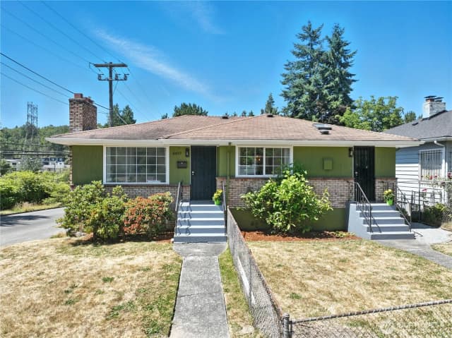 Property photo for 8457 Renton Avenue S, Seattle photo 2