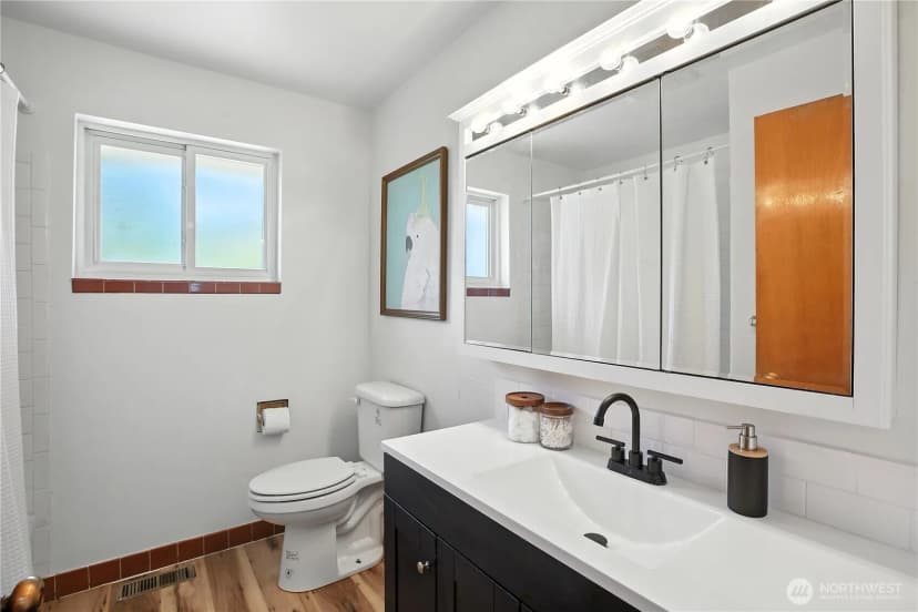 Property photo for 8457 Renton Avenue S, Seattle photo 15