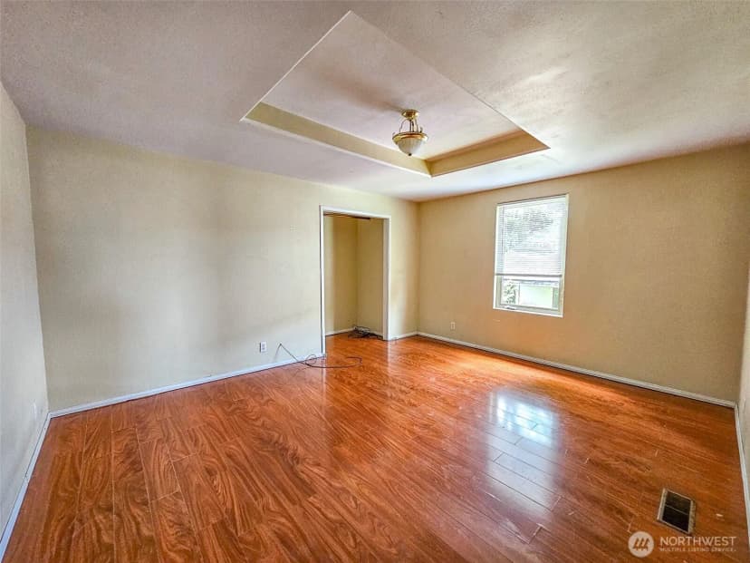 Property photo for 1402 W Market Street, Aberdeen photo 9