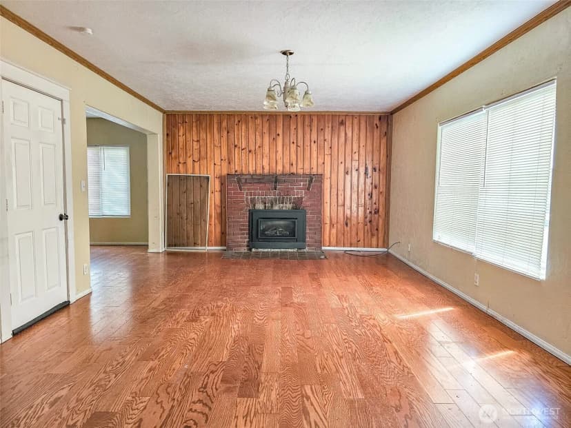 Property photo for 1402 W Market Street, Aberdeen photo 3