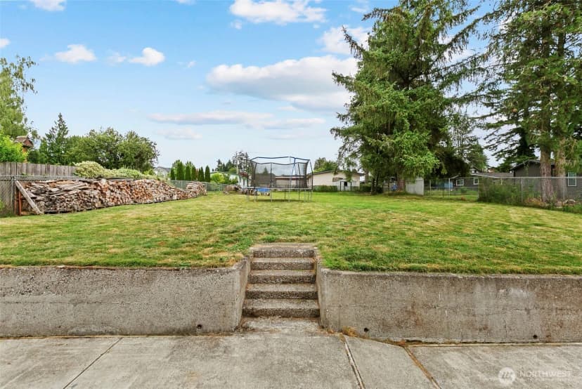 Property photo for 706 N 16th Avenue, Kelso photo 21