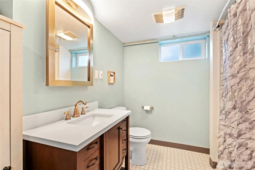 Property photo for 706 N 16th Avenue, Kelso photo 18