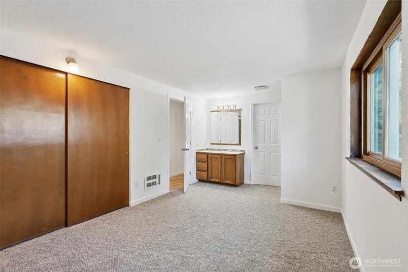 Property photo for 3000 Sw 106th Street, Seattle photo 17