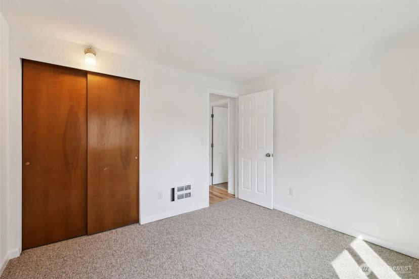 Property photo for 3000 Sw 106th Street, Seattle photo 20