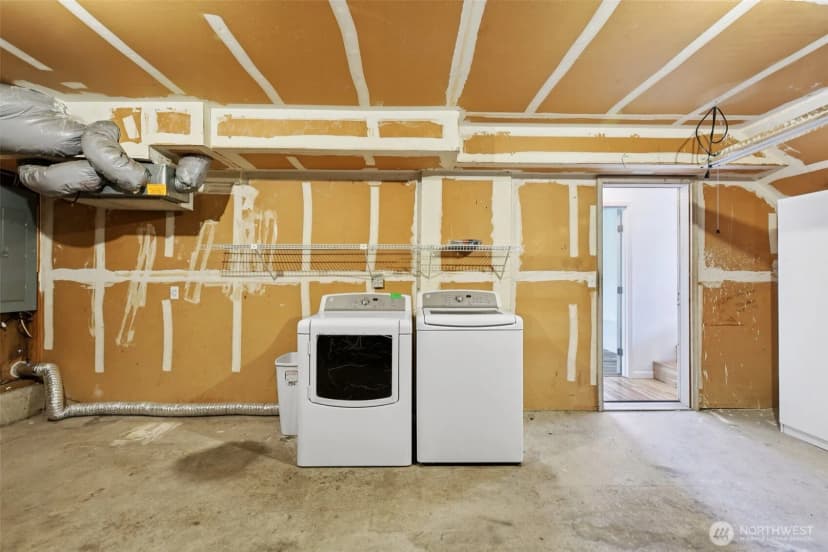 Property photo for 3000 Sw 106th Street, Seattle photo 23