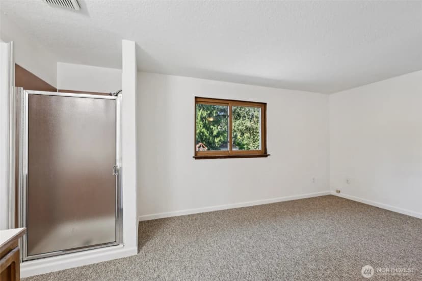 Property photo for 3000 Sw 106th Street, Seattle photo 12